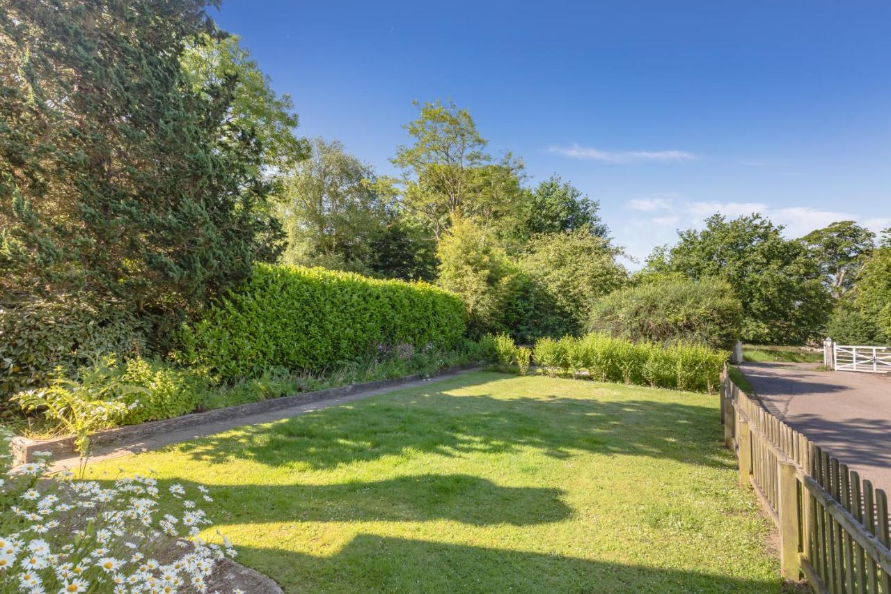 Danny Lodge - Country Cottage Near Brighton By Huluki Sussex Stays Hurstpierpoint Bagian luar foto